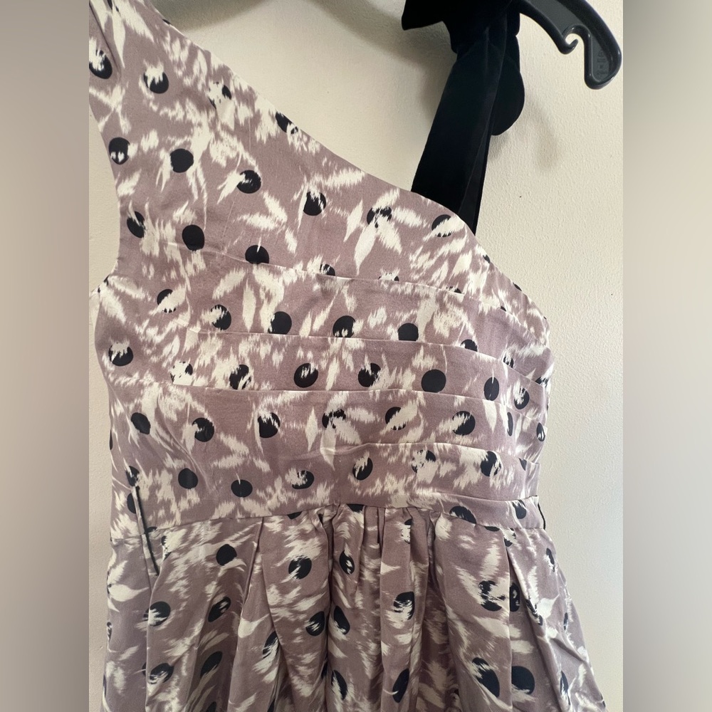 One Shoulder Sundress w/ cute black velvet bow - Picture 7 of 9